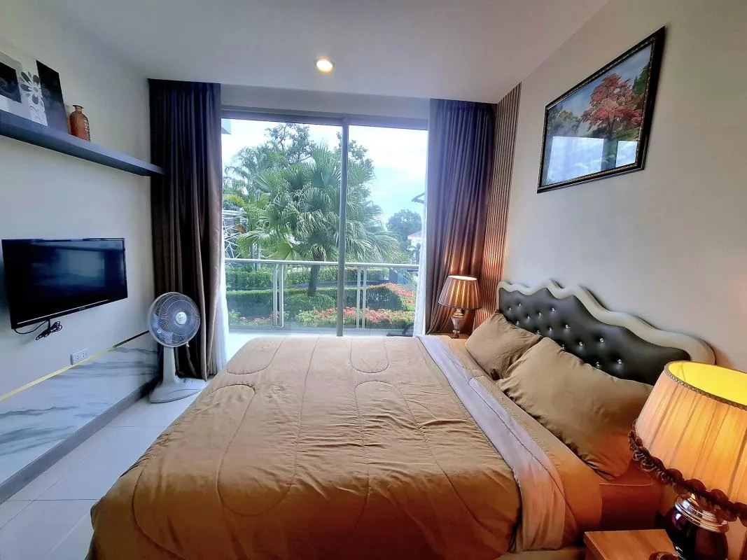 Property photos for The Riviera Wongamat Beach