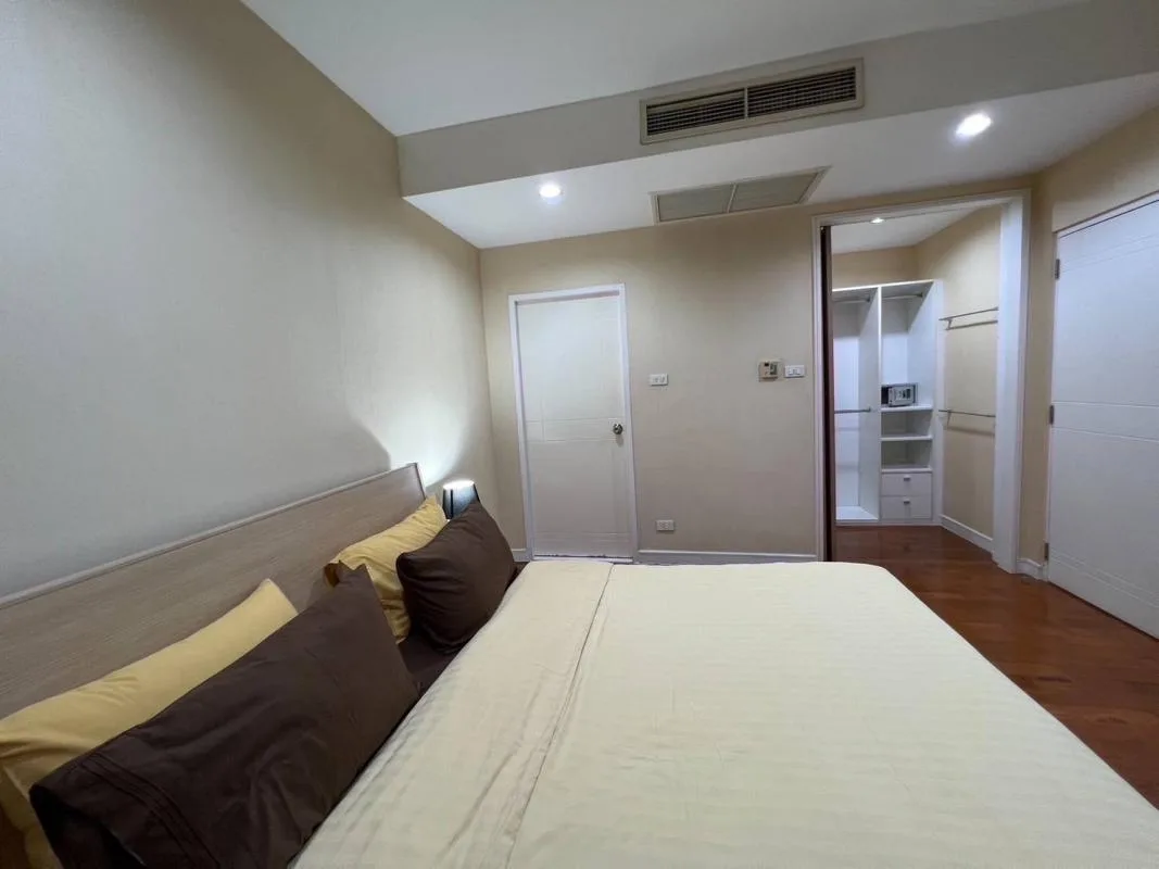 Property photos for Baan Siri 24