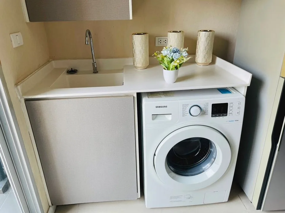 Property photos for Metro Luxe Rama 4