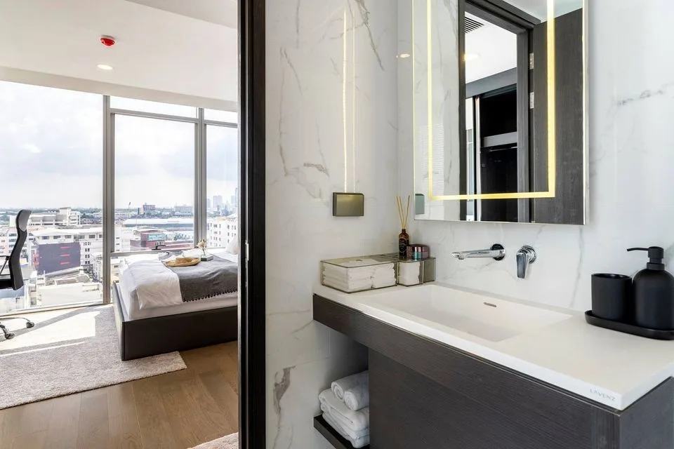 Property photos for Siamese Exclusive Queens