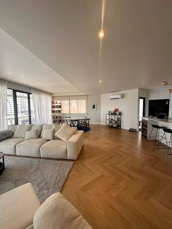 Property photos for Mano Tower