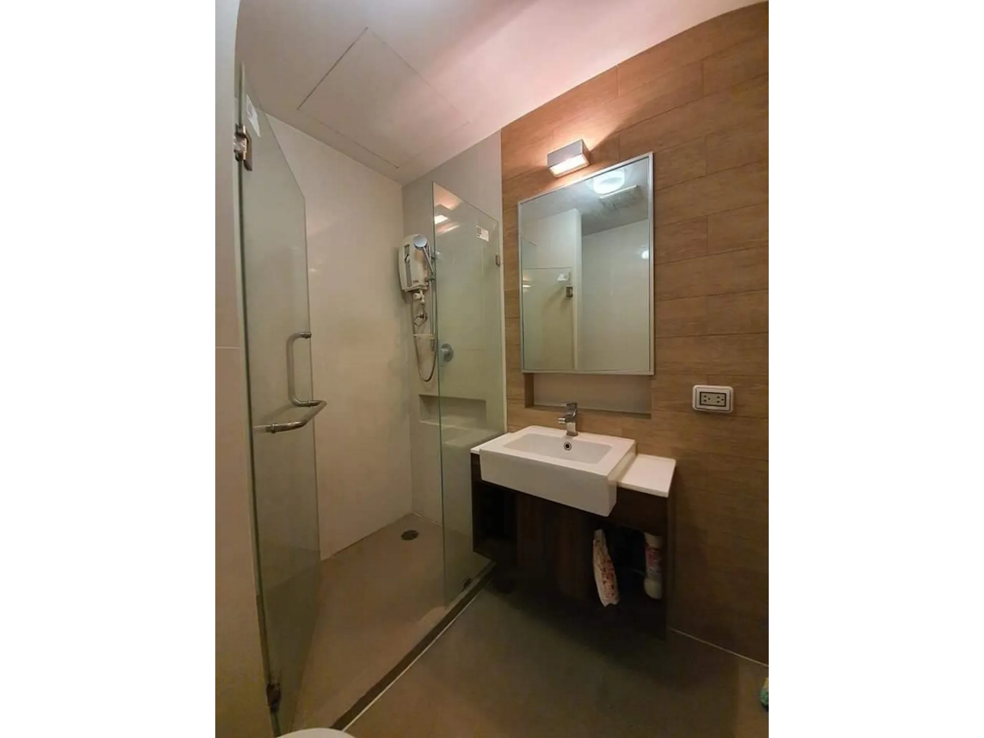 Property photos for CU Terrace