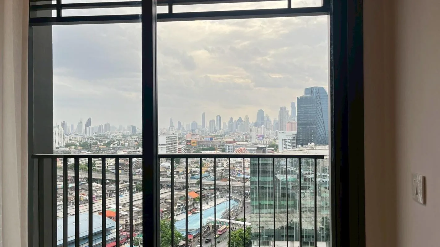 Property photos for Life Rama 4 - Asoke