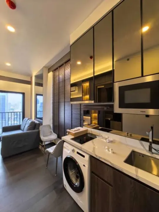 Property photos for Park Origin Thonglor