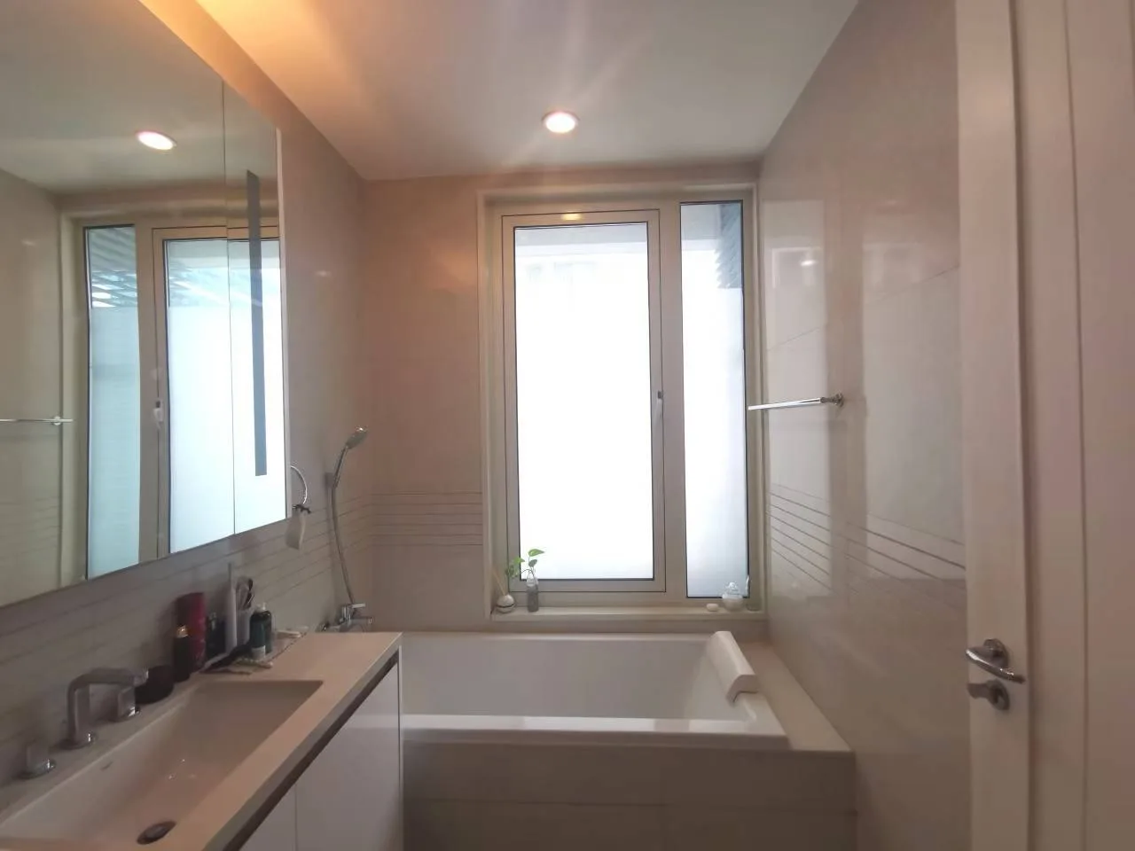Property photos for Q Langsuan