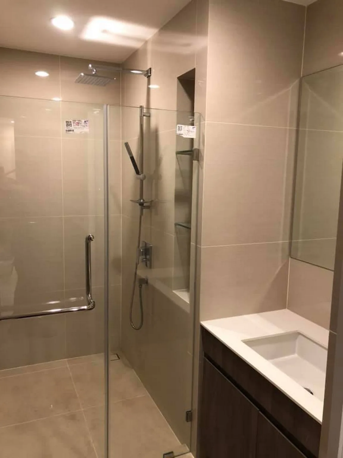 Property photos for IDEO Mobi Sukhumvit 66