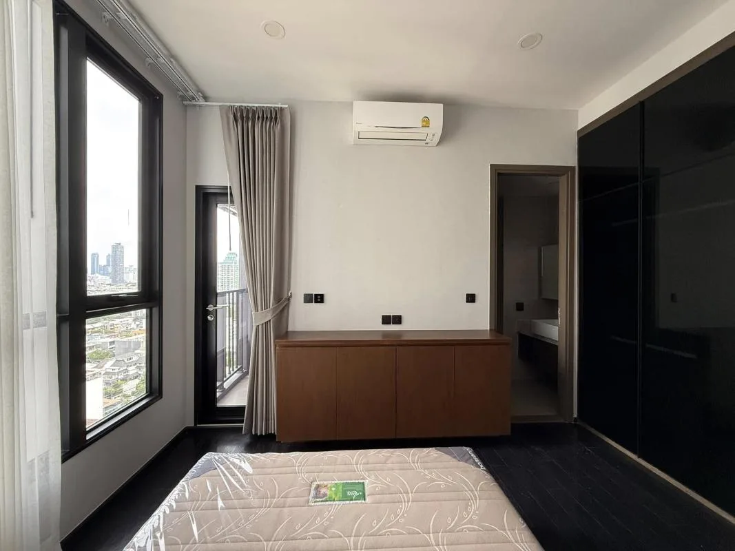 Property photos for Park Origin Thonglor