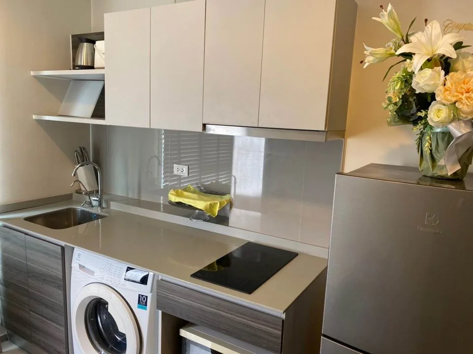 Property photos for Centric Huay Kwang Station