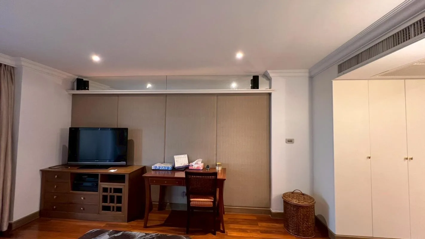 Property photos for Sathorn Park Place
