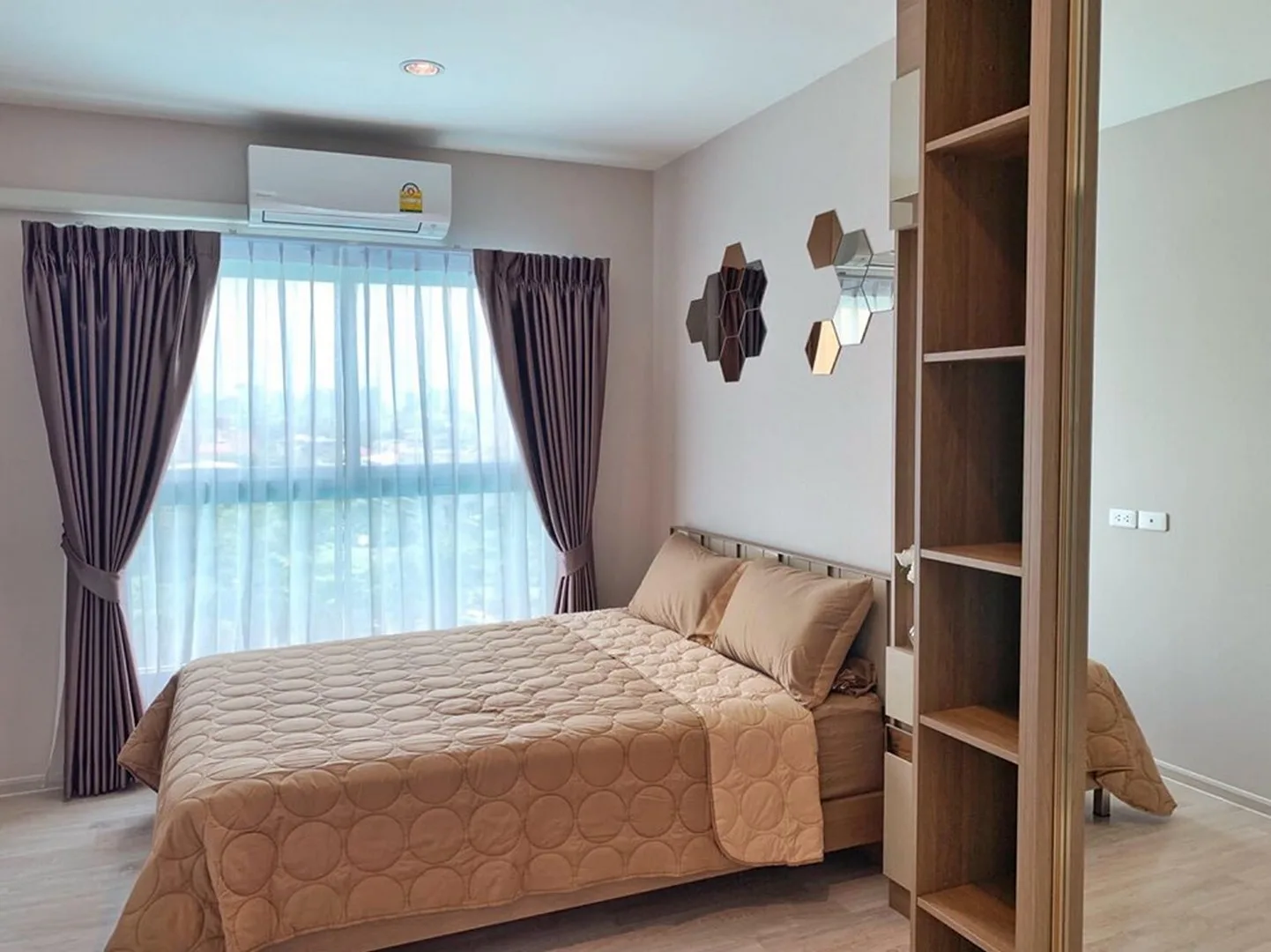 Property photos for Plum Condo Ramkhamhaeng Station