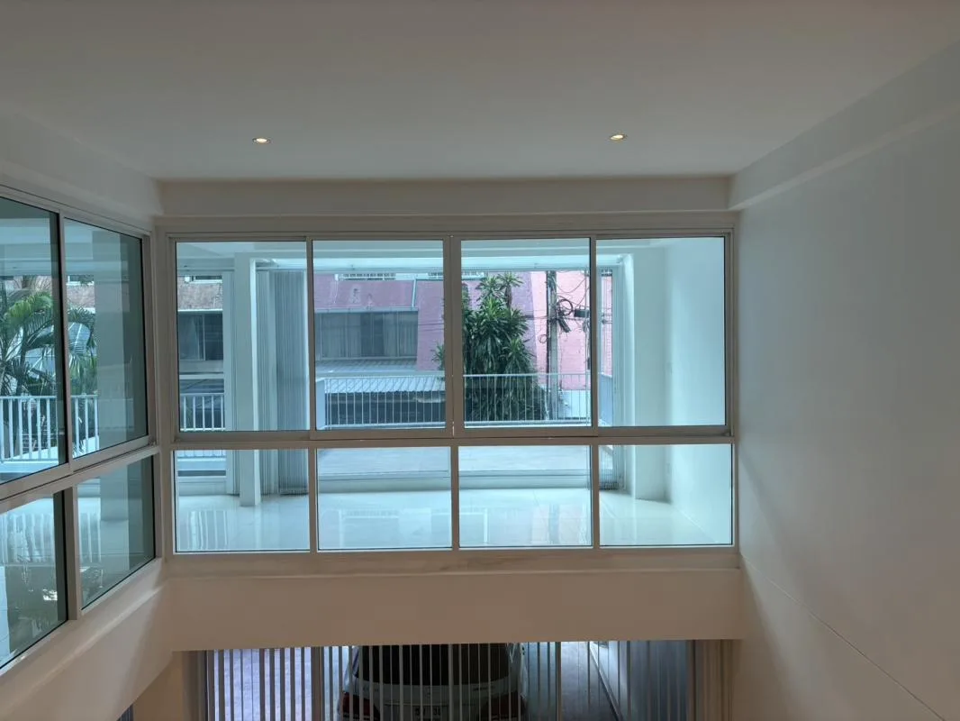 Property photos for Office 43/6 Soi Suk 11