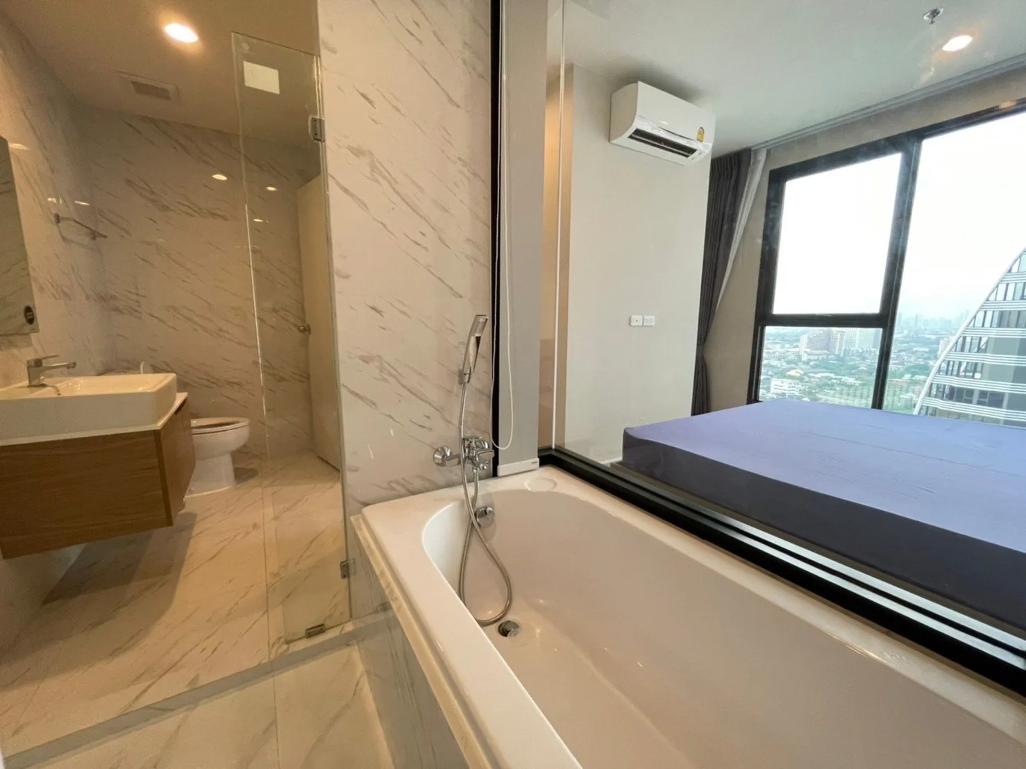 Property photos for Ideo Mobi Sukhumvit East Point
