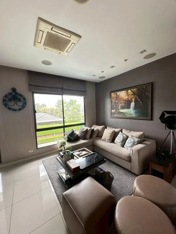 Property photos for The Palm Pattanakarn