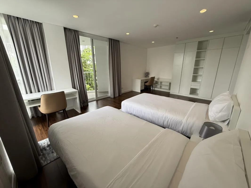 Property photos for Ekamai Gardens (shama Ekamai)