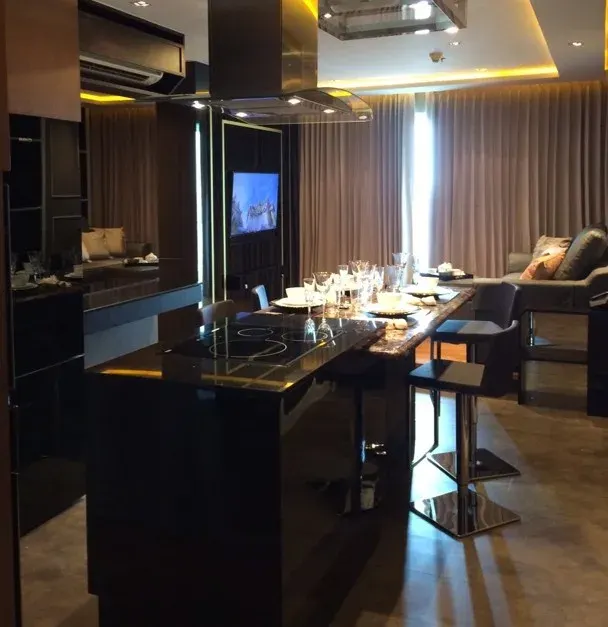 Property photos for Circle Condominium