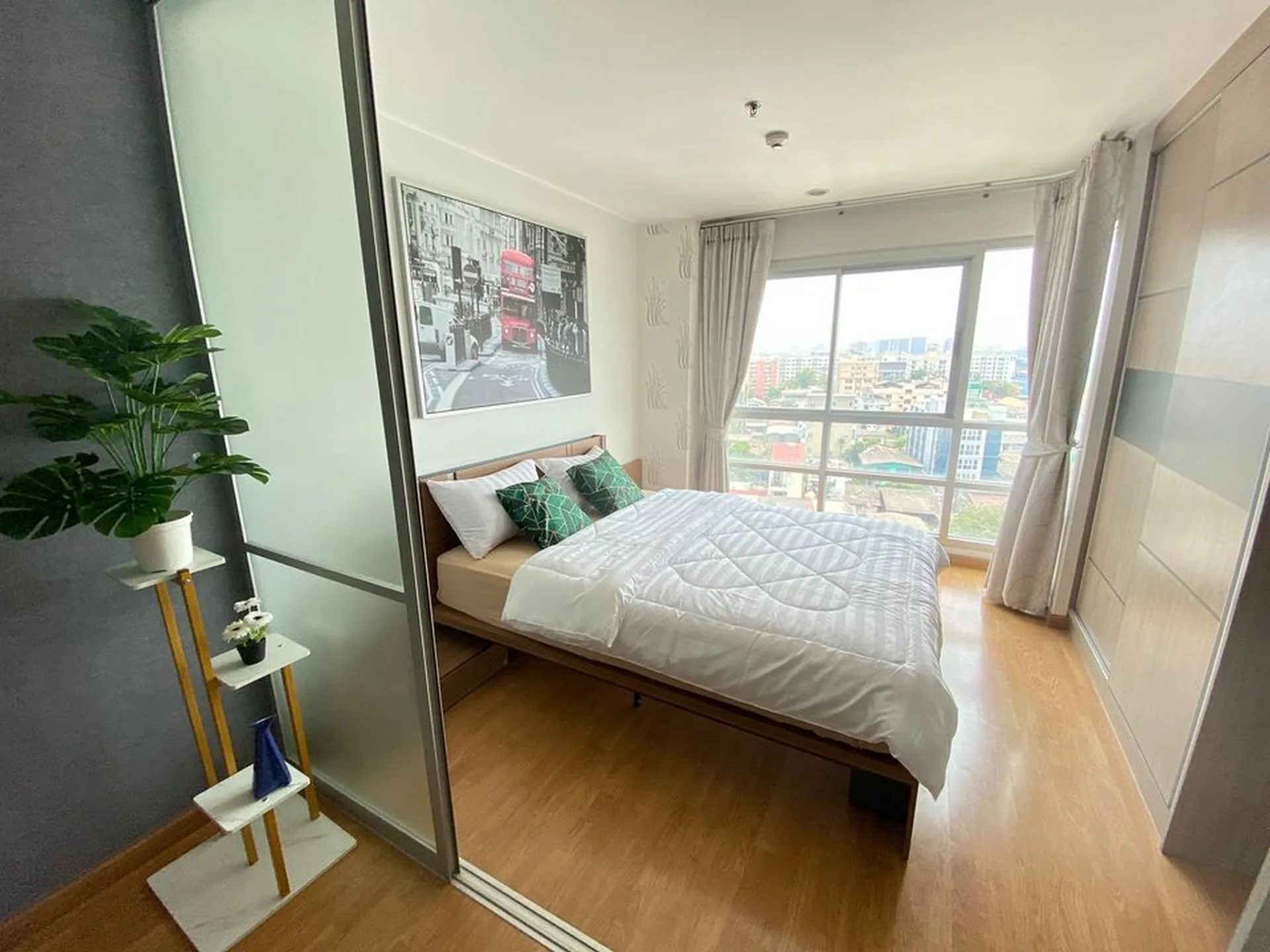 Property photos for U Delight @ Huay Kwang Station