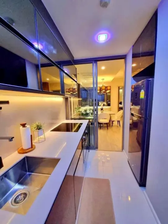 Property photos for The Room Sathorn - St.Louis