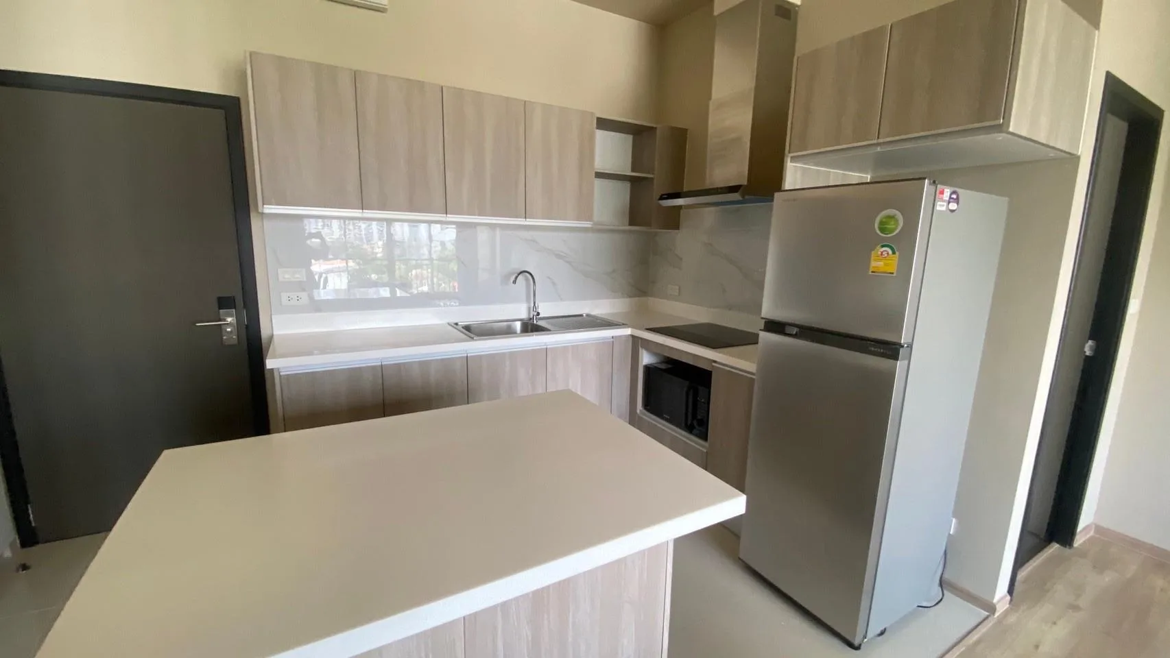Property photos for Quartz Residence