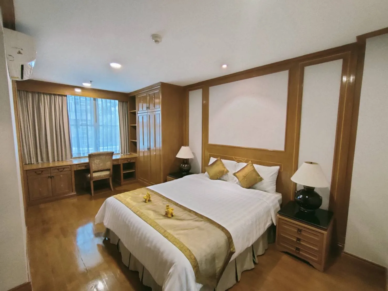 Property photos for Empire Sawasdee