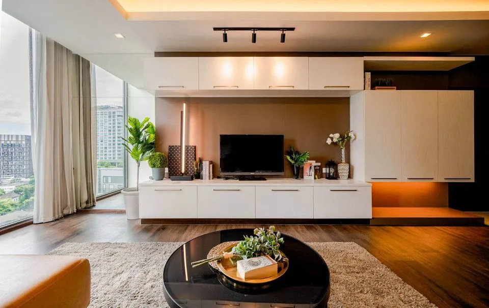 Property photos for Noble Remix