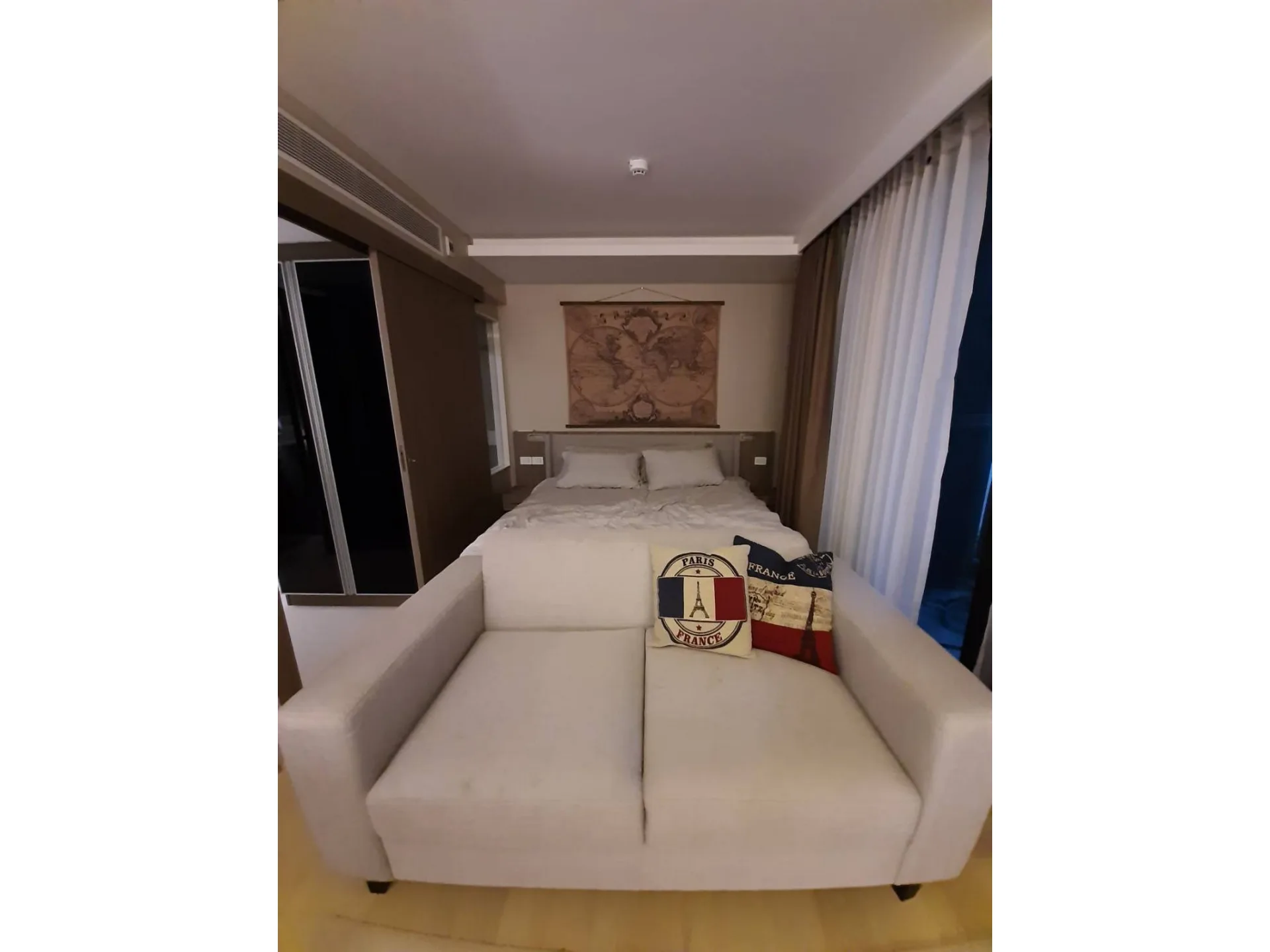 Property photos for Urbitia Thong Lo