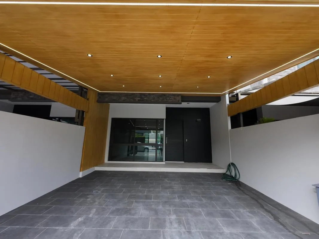 Property photos for The Landmark Ekamai-ramindra