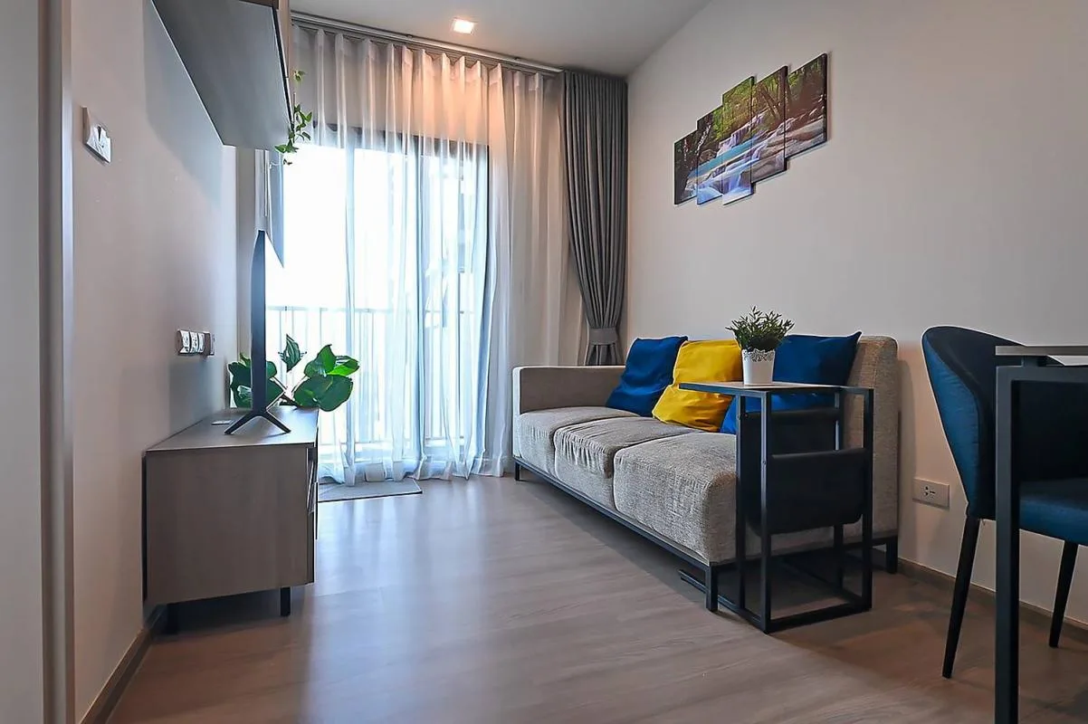 Property photos for The Base Phetchaburi-thonglor