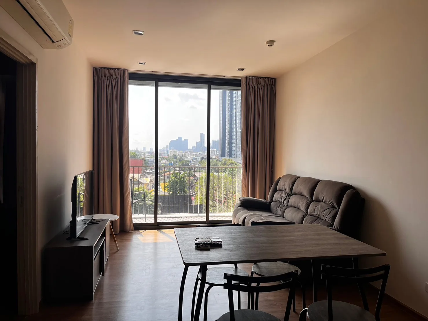 Property photos for Hasu Haus