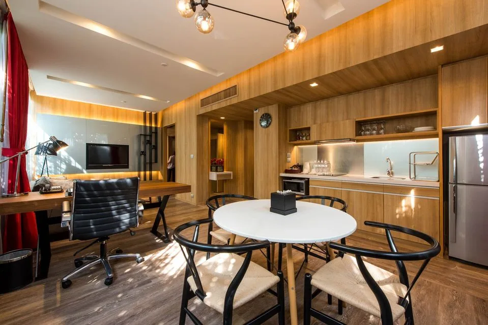 Property photos for Park Plaza Bangkok Soi 18