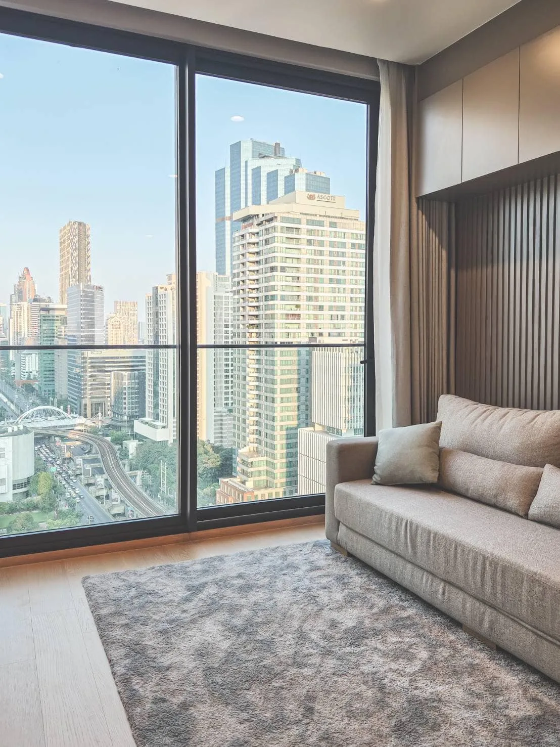 Property photos for Anil Sathorn 12