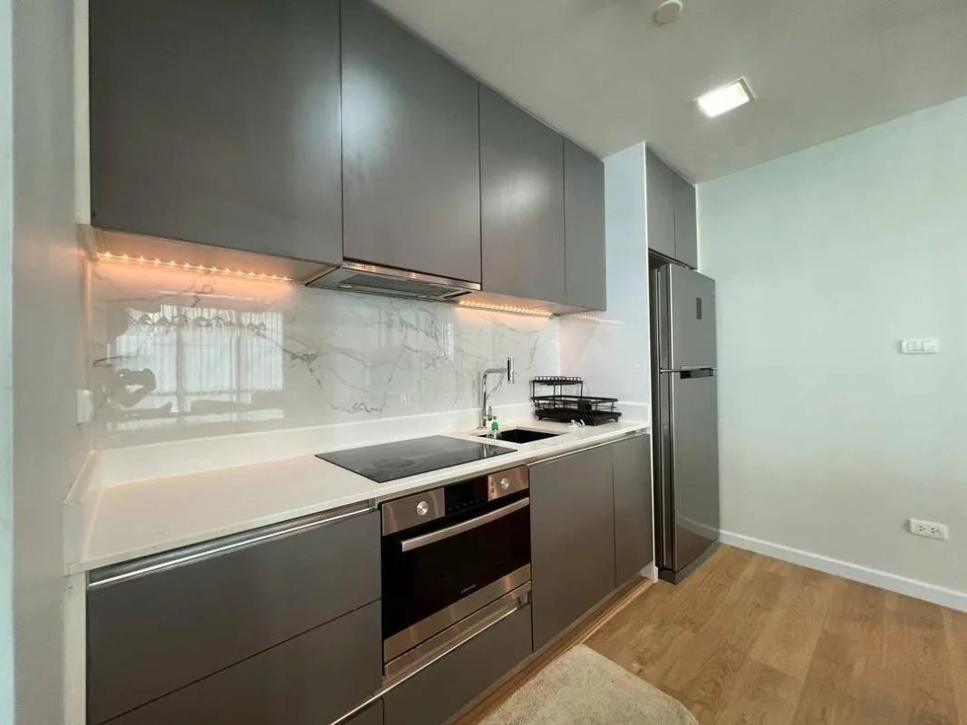 Property photos for The Room Sukhumvit 21
