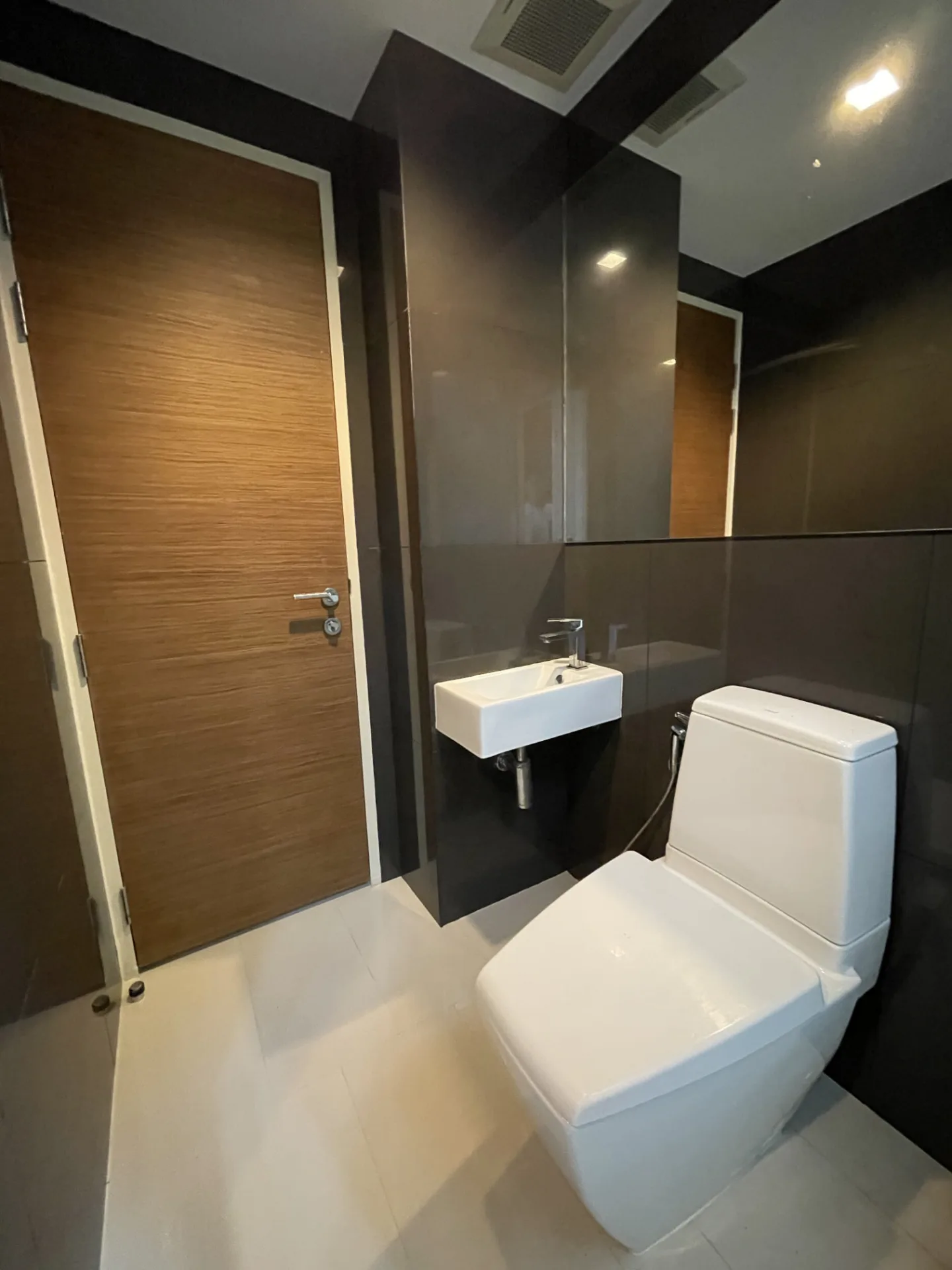 Property photos for Rhythm Phahol-Ari