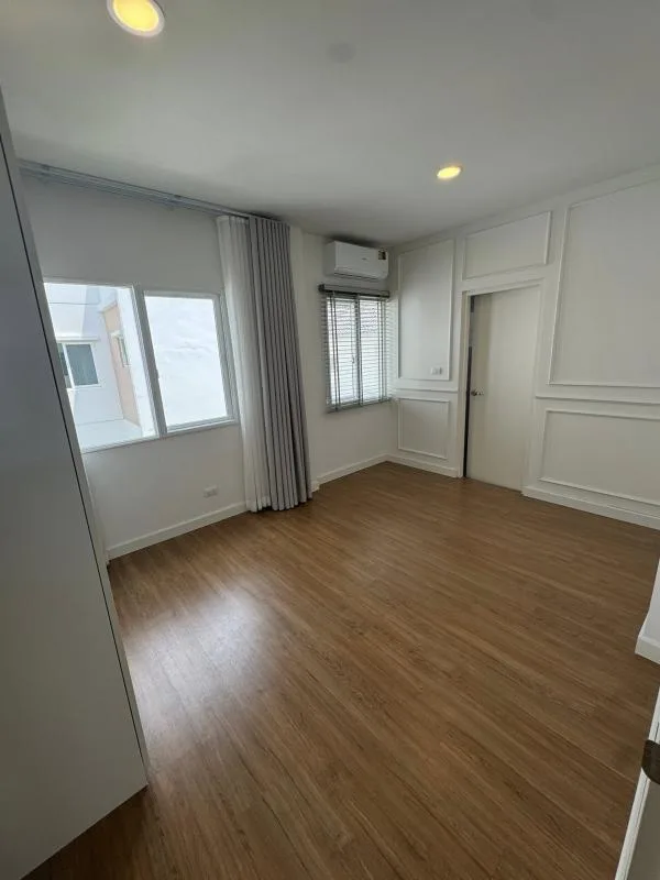 Property photos for Moden Bangna-theparak