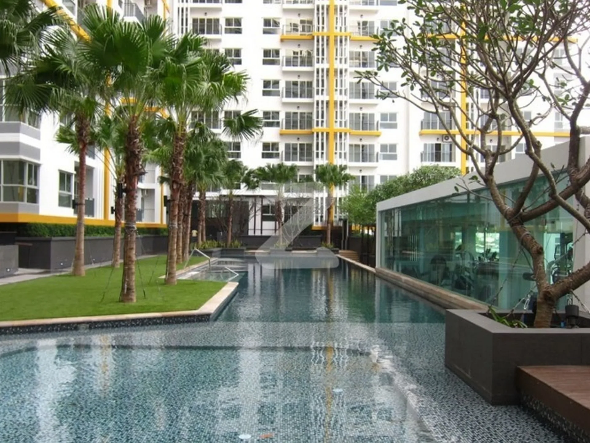 Property photos for The Parkland Taksin - Thapra