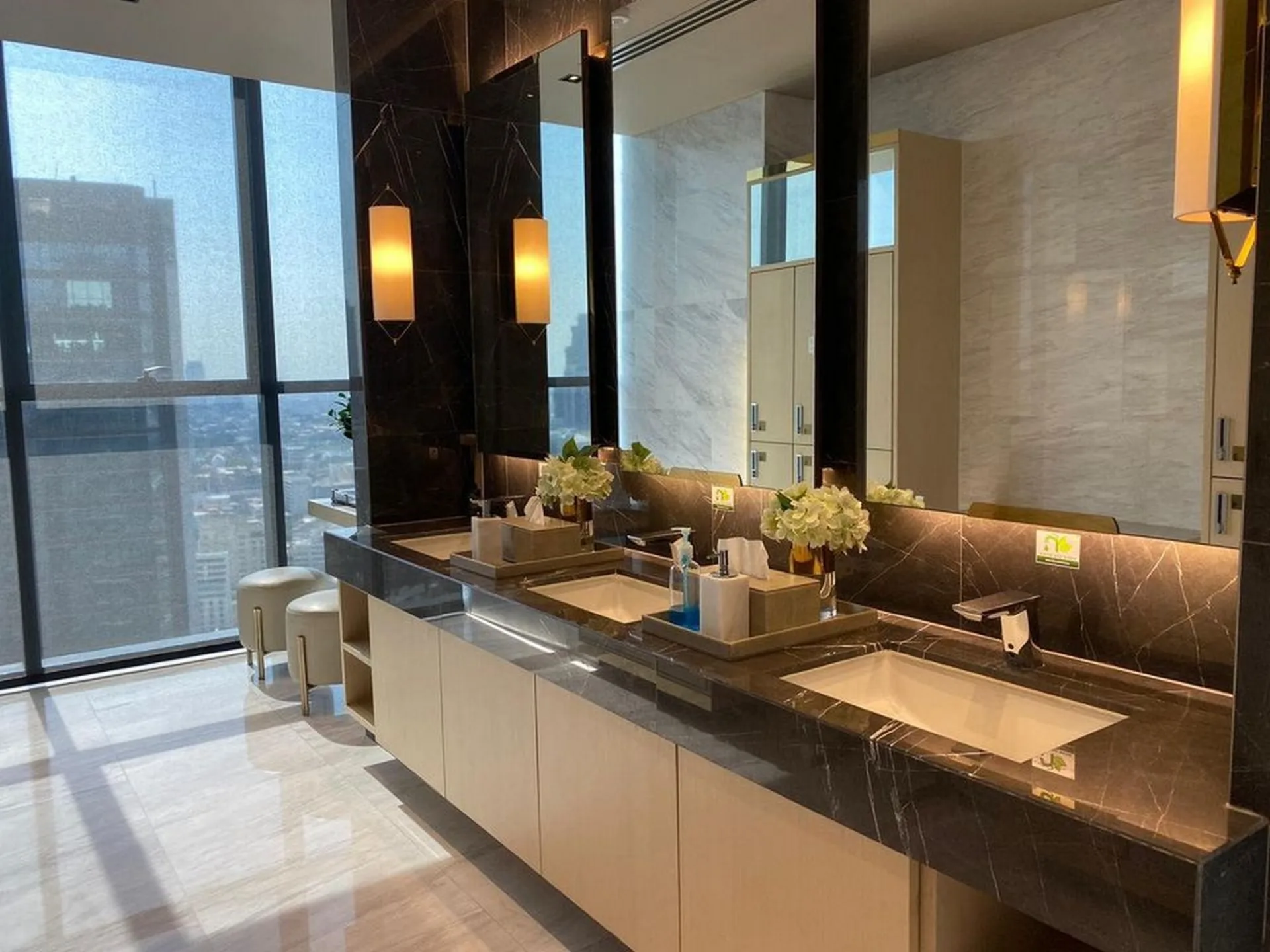 Property photos for Ashton Silom