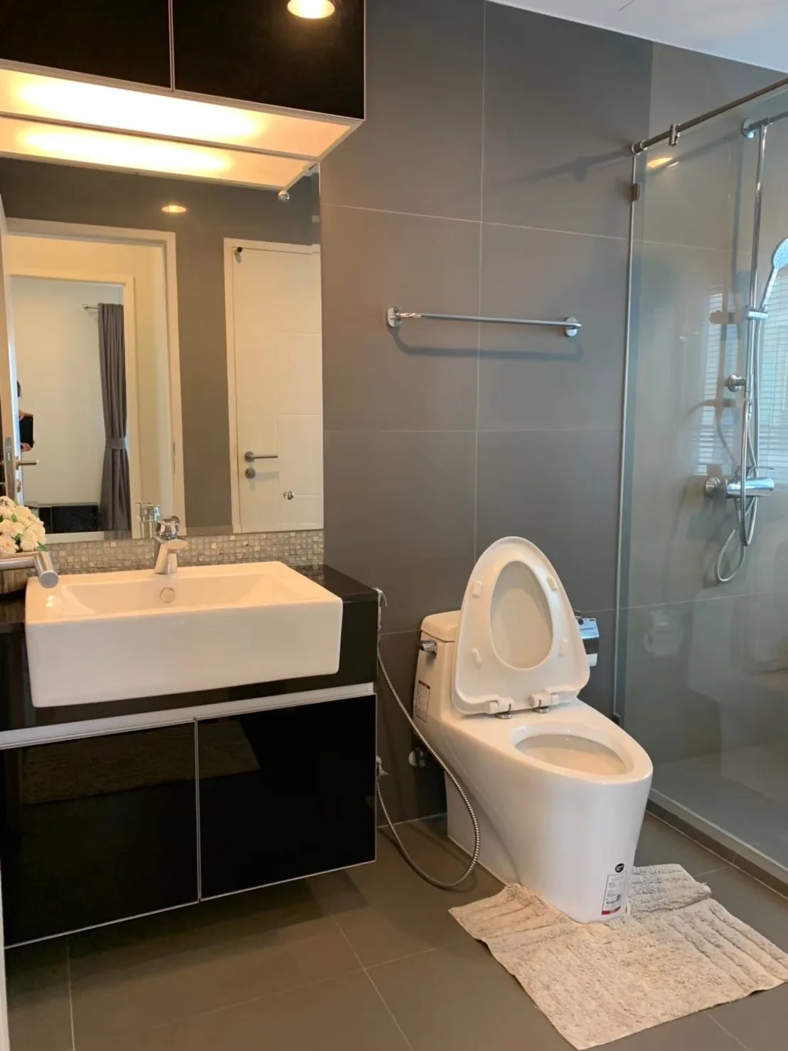 Property photos for The Crest Sukhumvit 34