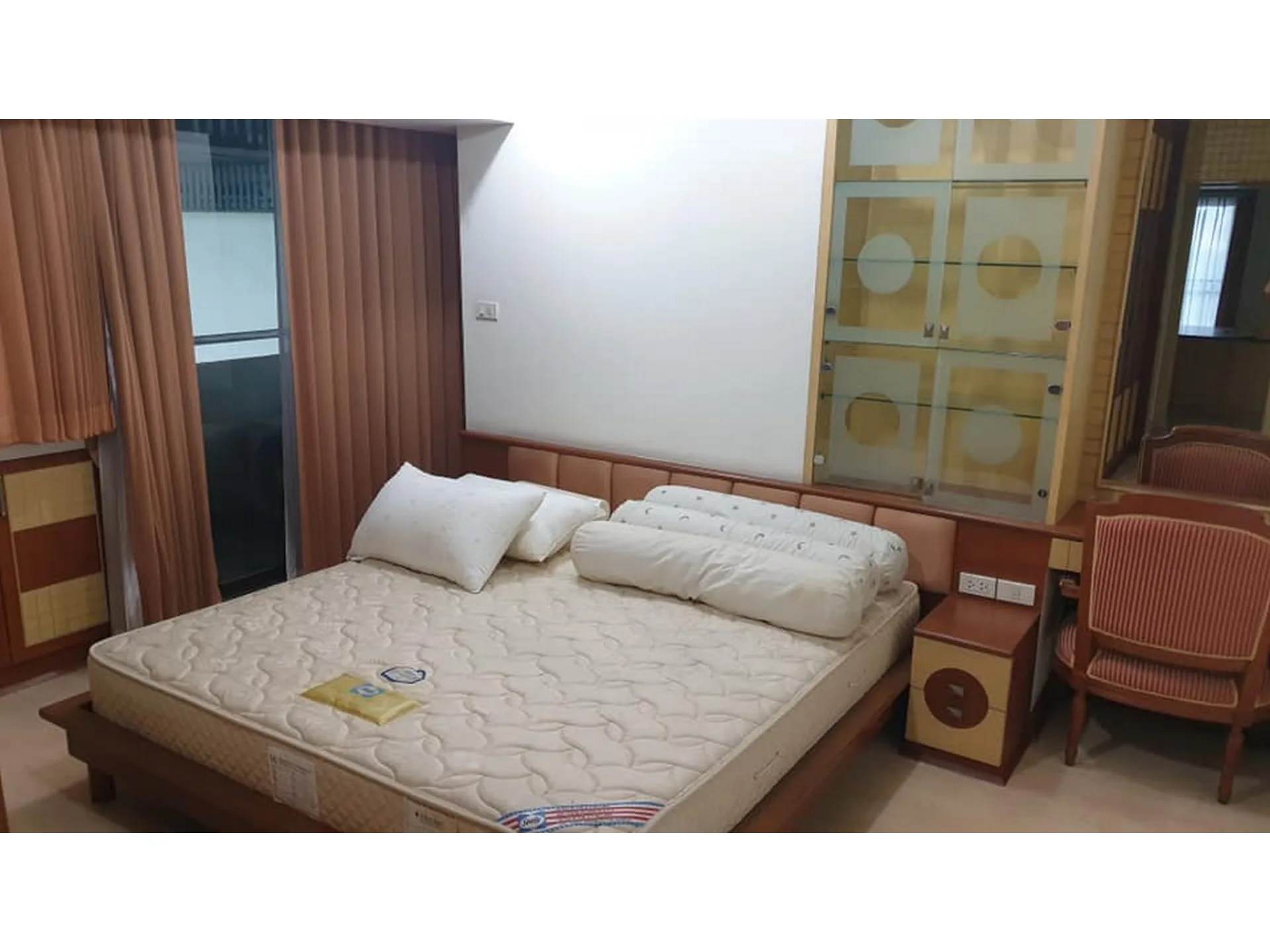 Property photos for Supalai Place