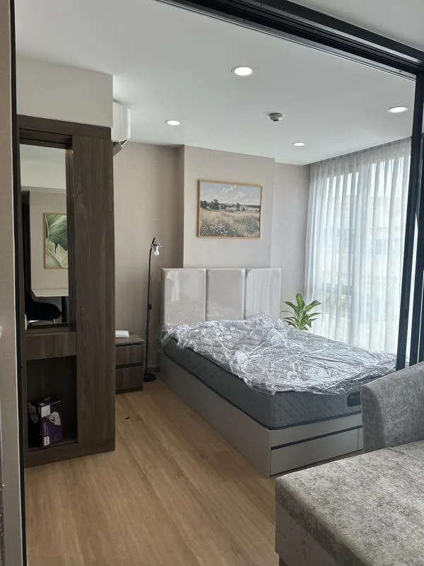 Property photos for Lloyd Soonvijai-thonglor
