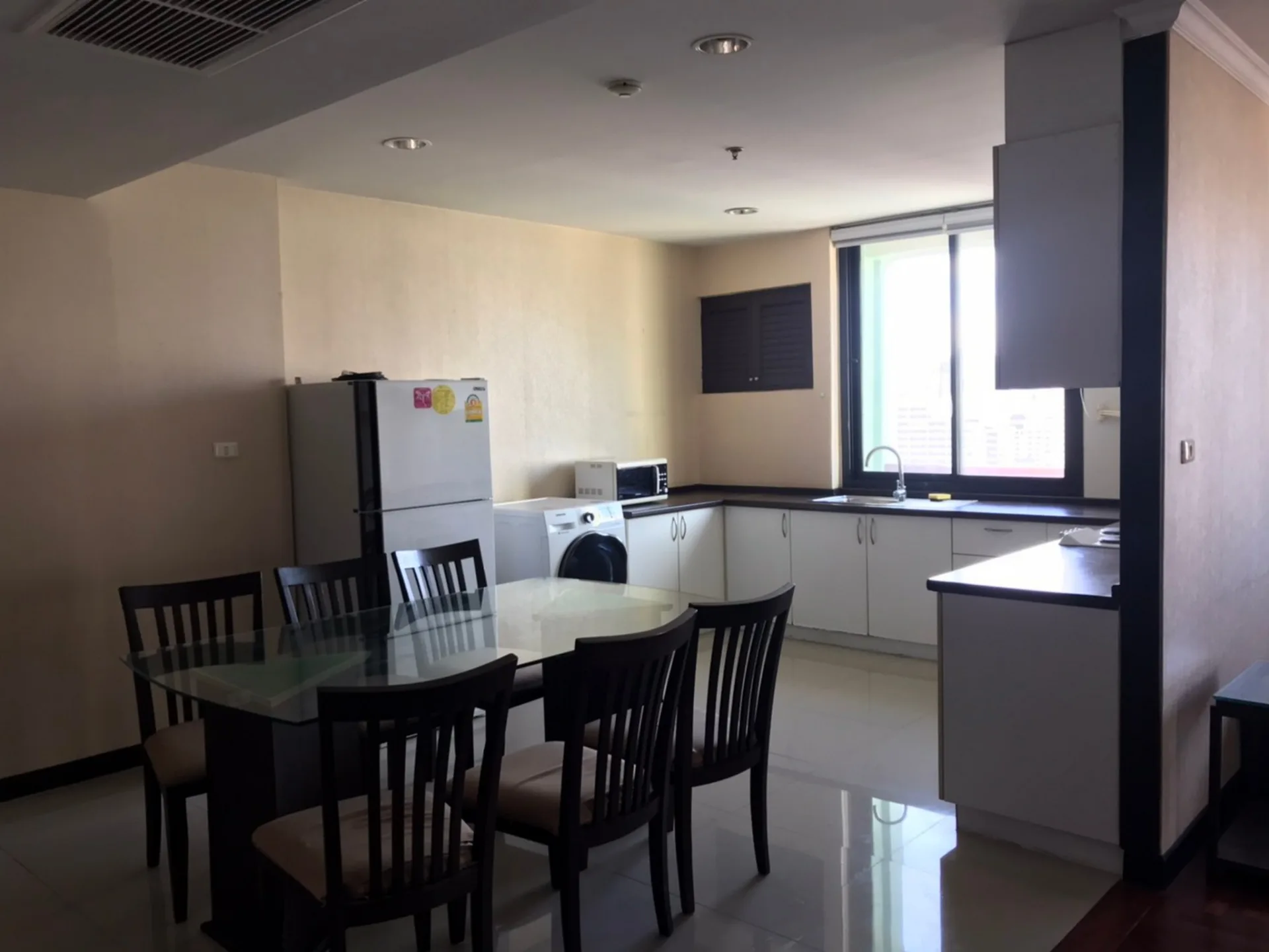 Property photos for Lake Green