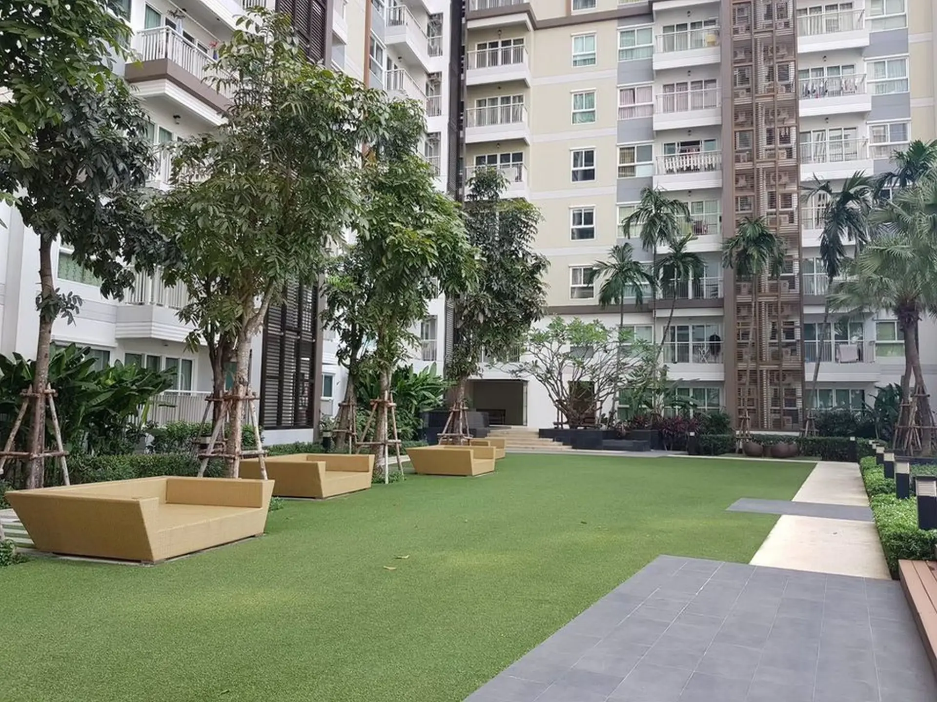 Property photos for The Parkland Grand Taksin
