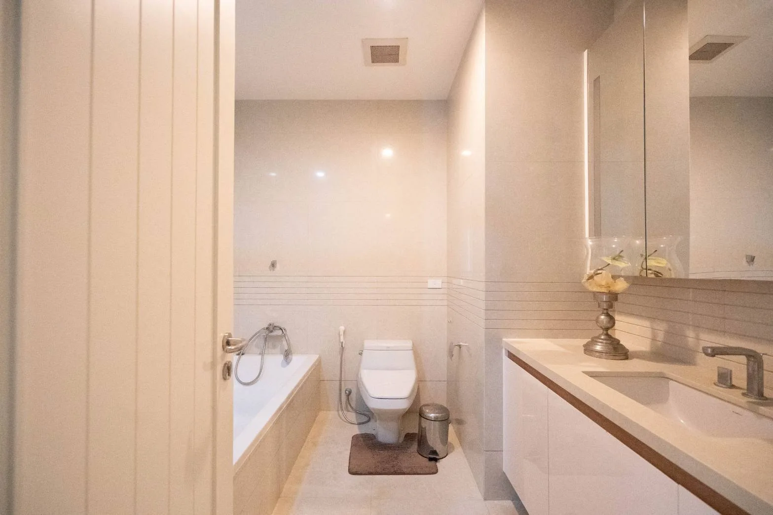 Property photos for Q Langsuan