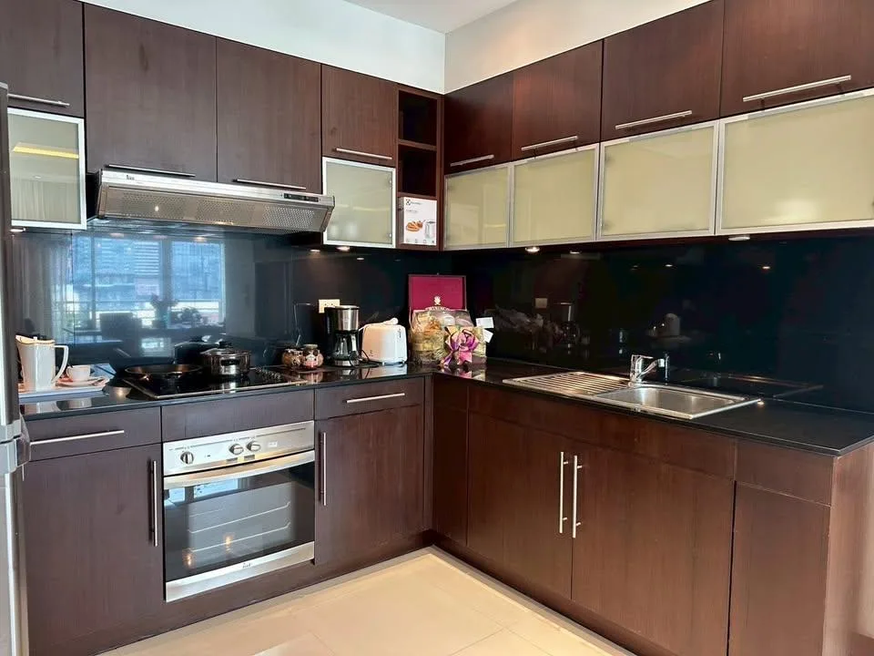 Property photos for Royal Residence Park