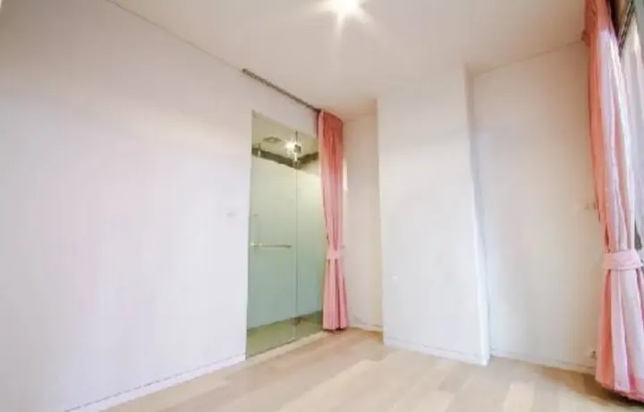 Property photos for Siamese Ratchakru