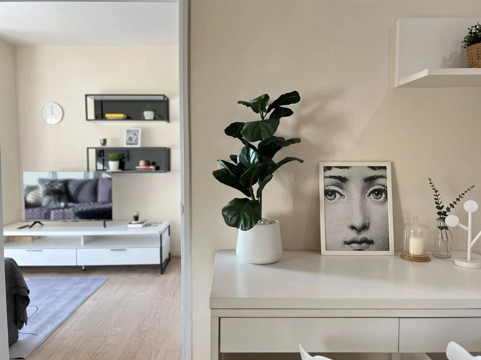 Property photos for Noble Remix