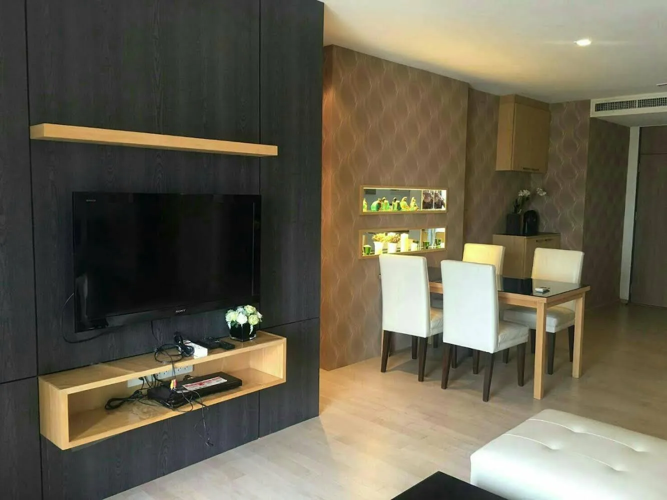 Property photos for Noble Remix