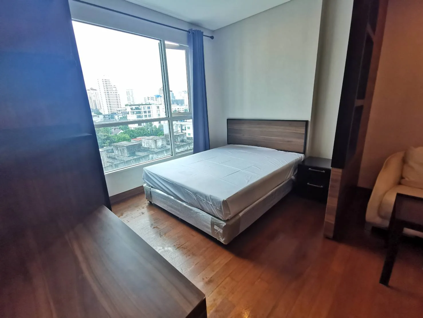 Property photos for Ivy Thonglor