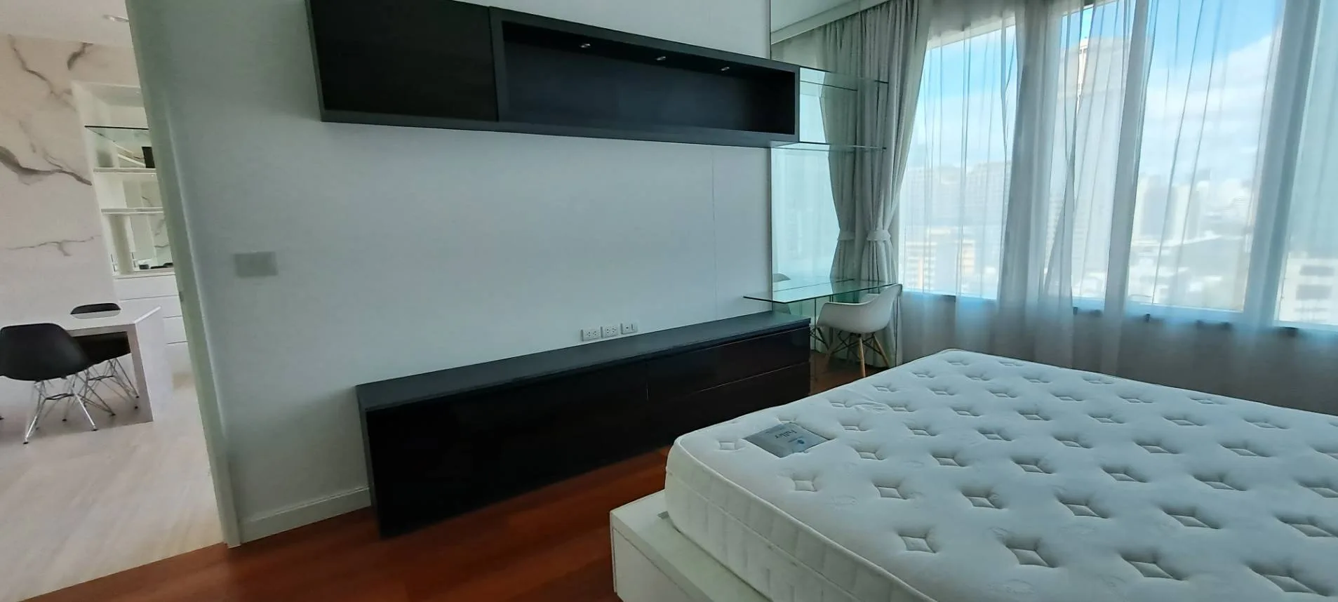 Property photos for 185 Rajadamri