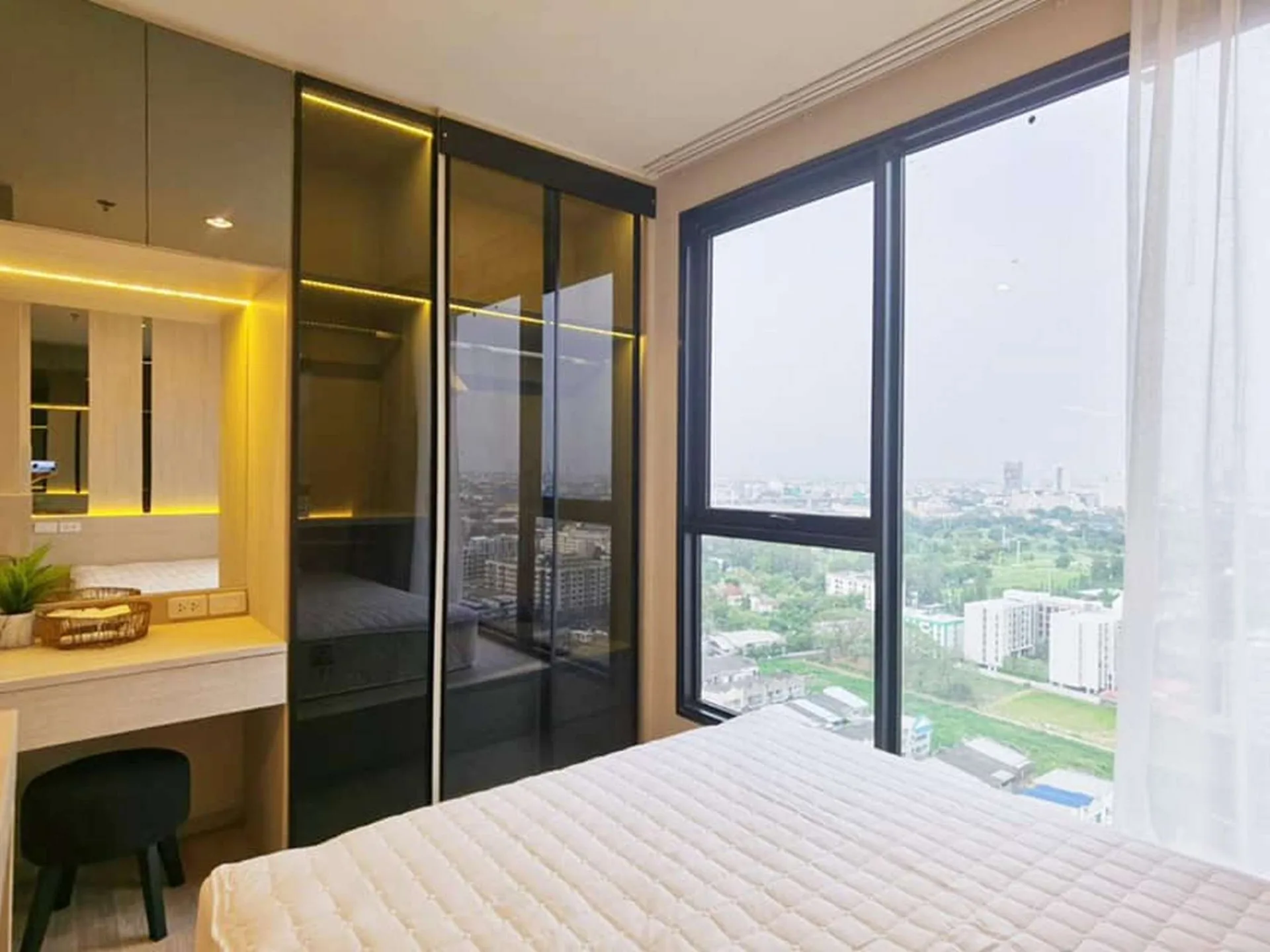 Property photos for Ideo Mobi Sukhumvit East Point