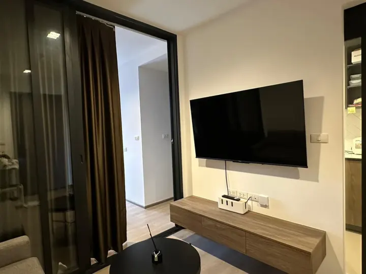 Property photos for THE LINE Phahonyothin Park