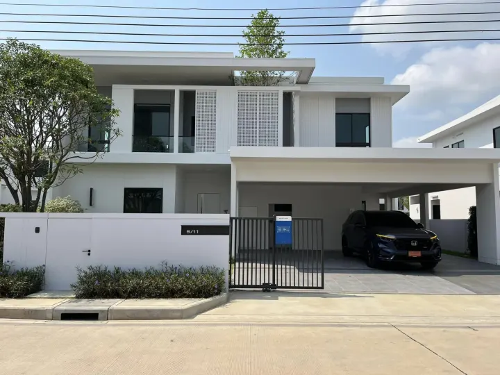 Property photos for Mantana Motorway-New Krungthepkreetha